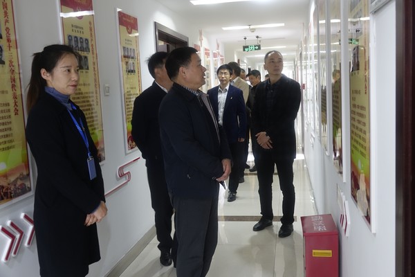 党史长廊.png