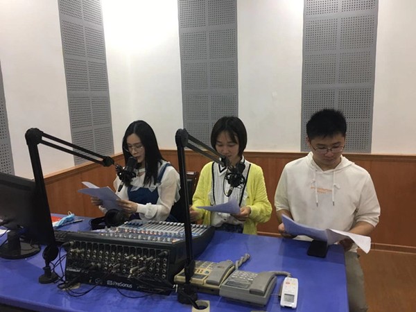 广播台3.jpg