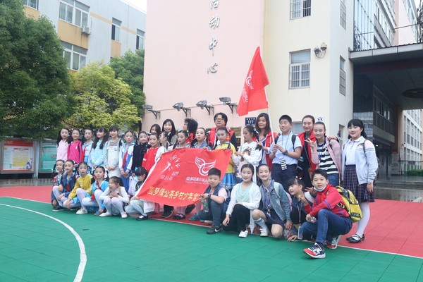 乡村少年宫志愿服务团六一特别活动——走进沈村小学 (8).jpg