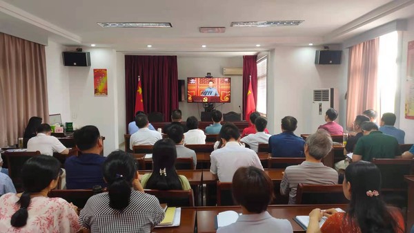 13市财政局.jpg