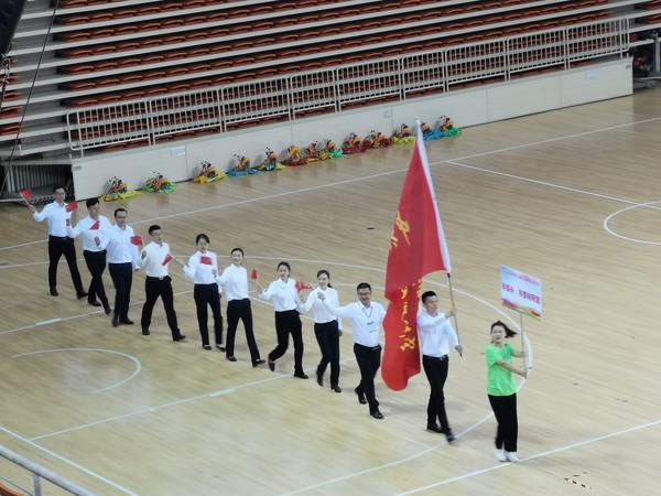 运动会入场(1).jpg