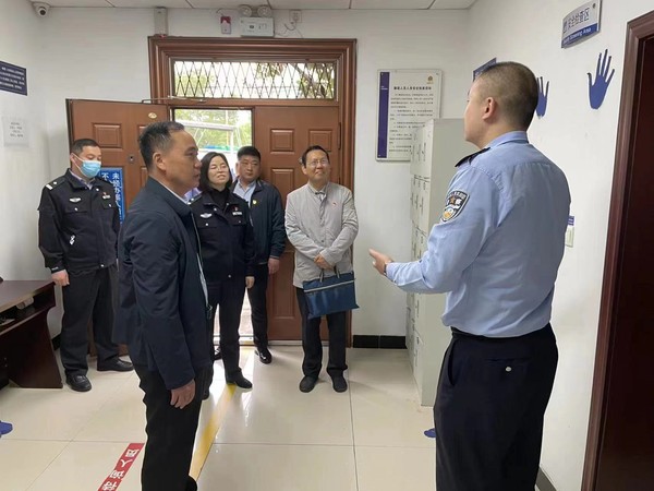 陈书记到黄渡联系工作1.jpg