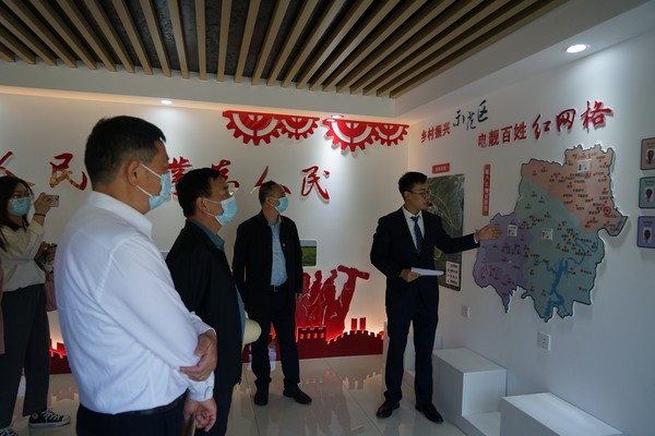 龙阁村电力驿站3.jpg