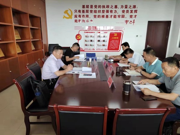 6月23日下午，市直纪检监察工委书记高华一行到市住建局调研机关纪检工作1.jpg