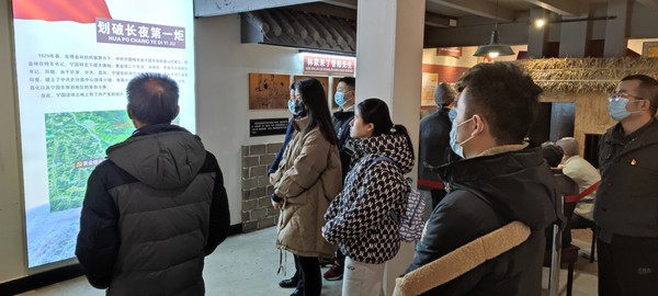 1212    市直党建第二片组开展“缅怀先烈砺初心 乡村振兴担使命 ”主题党日活动2.jpg