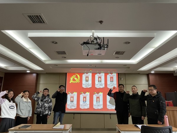 市人社局党员践诺2.jpg