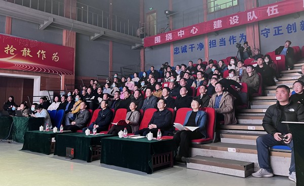 观众席1.jpg